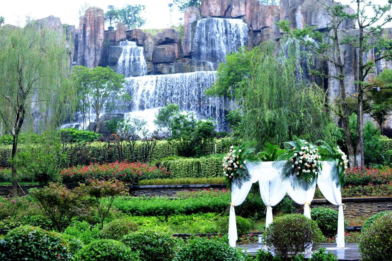 Hyatt Regency Guiyang Hotel Guiyang  Exterior photo