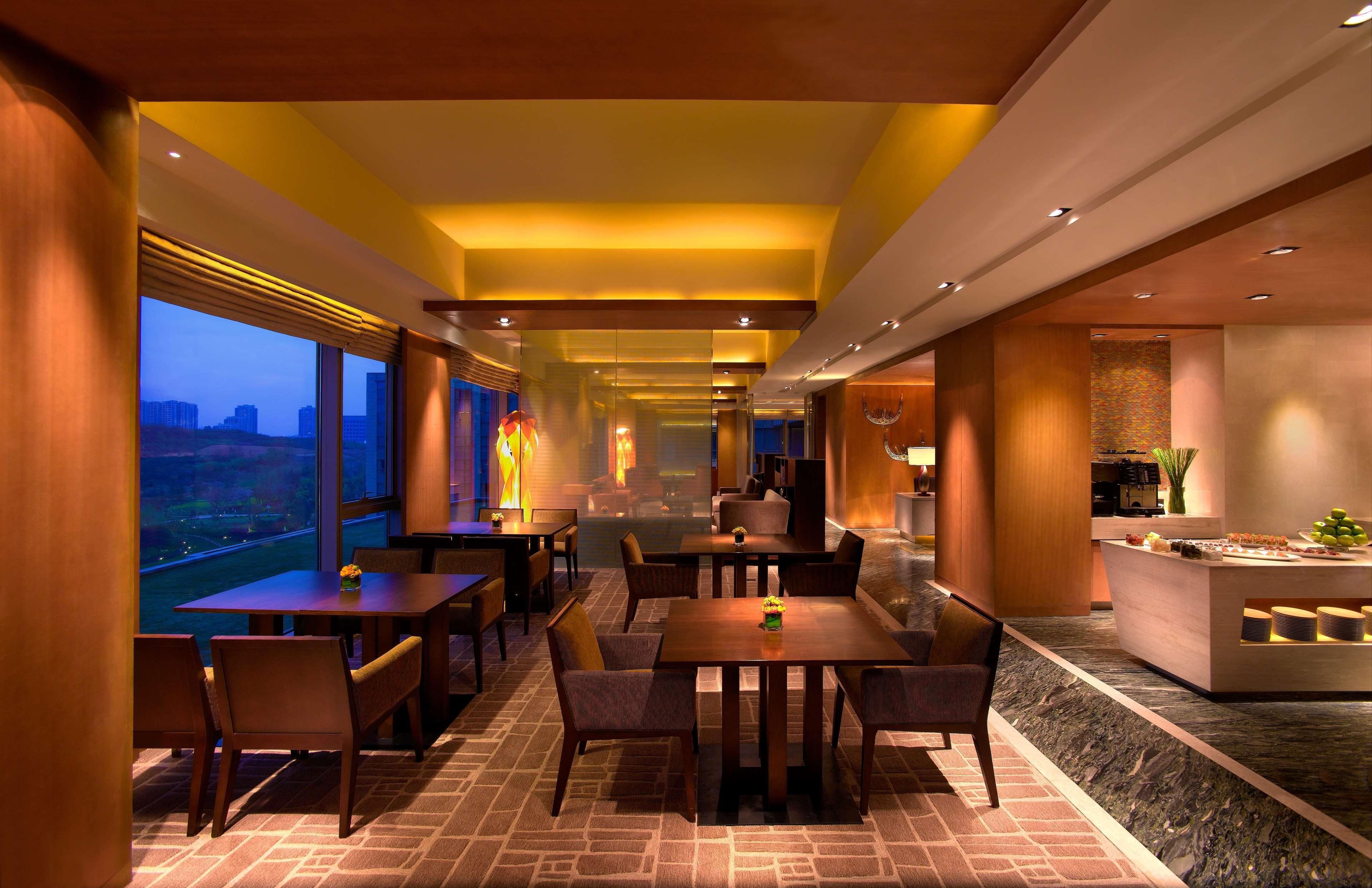 Hyatt Regency Guiyang Hotel Guiyang  Exterior photo