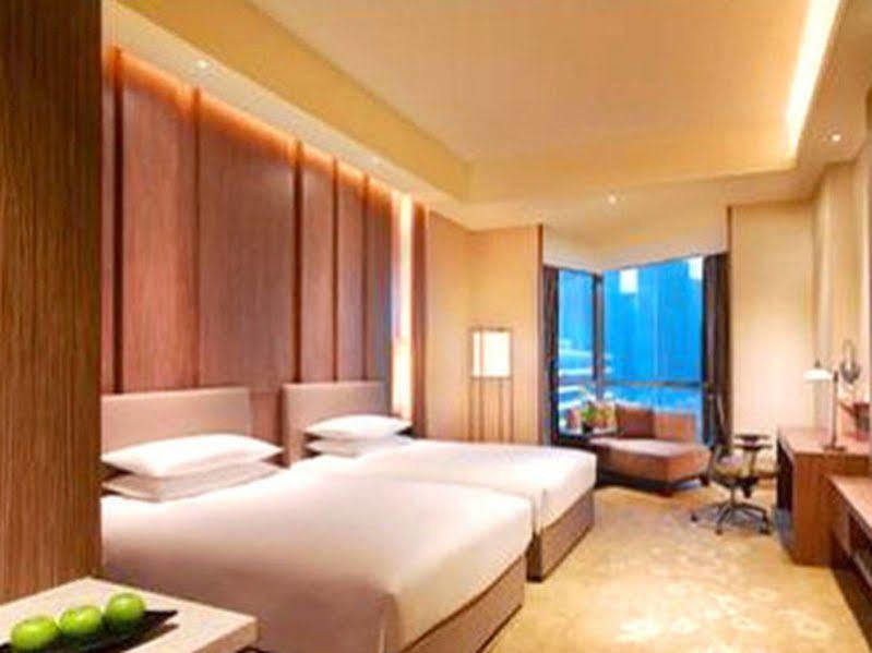 Hyatt Regency Guiyang Hotel Guiyang  Exterior photo